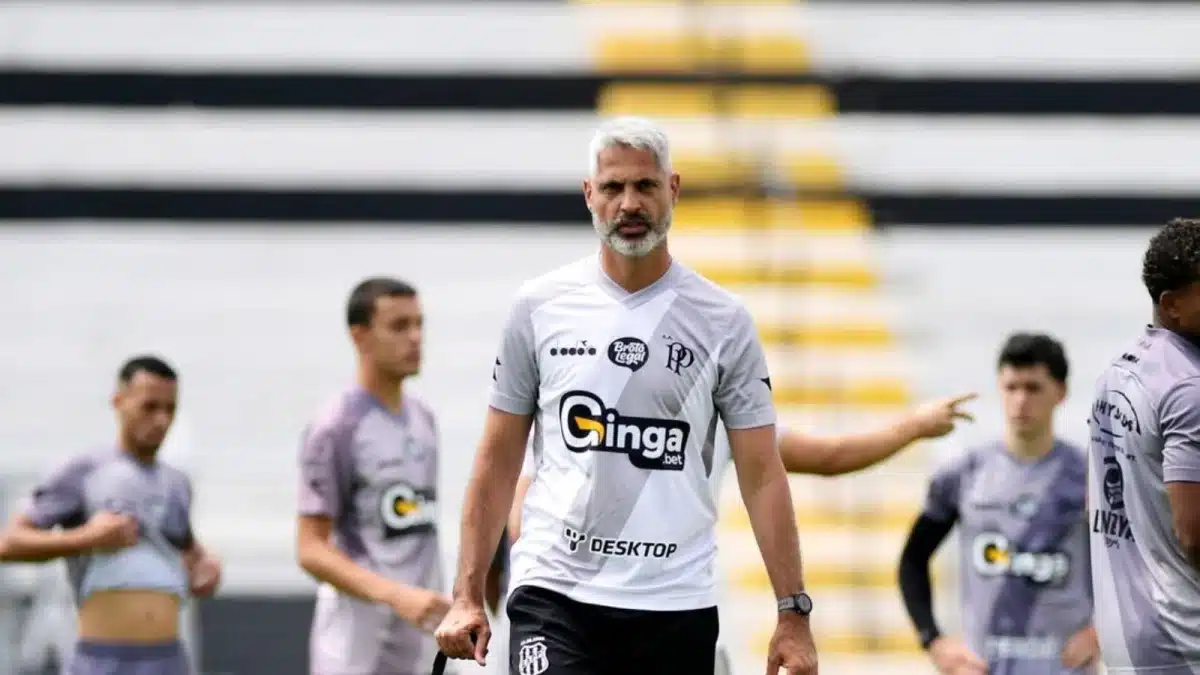 Rodrigo Santana, técnico da Ponte Preta (Foto: reprodução/ Instagram)