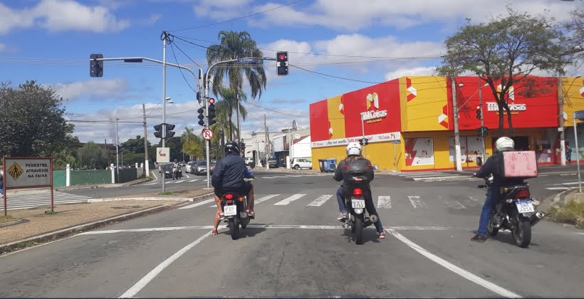 Governo do Estado de São Paulo / Detran-SP COMPARTILHE NAS REDES RECEBA NOSSA NEWSLETTER E NOSSAS EDIÇÕES Aviso: O JavaS