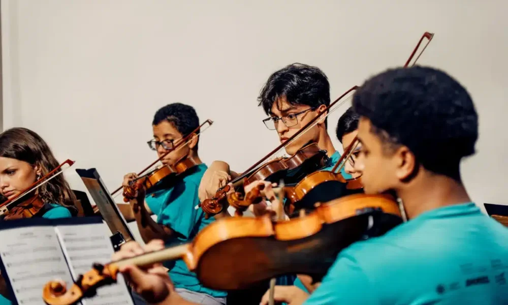 tunidades contemplam diferentes modalidades e faixas etárias. Inscrições abertas