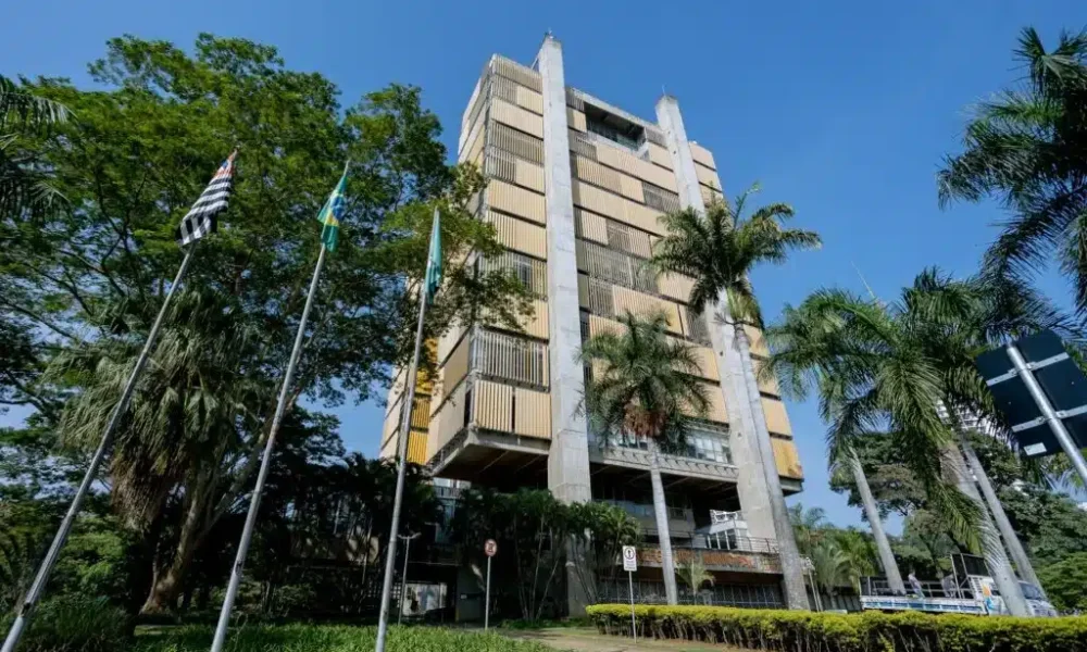 ário, mas passa a valer imediatamente. A medida foi tomada após análise de um re