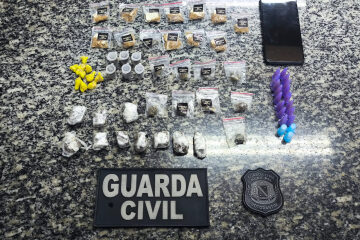 tráfico de drogas em praça do Jardim Archila Home Notícias Notícias Região e Est