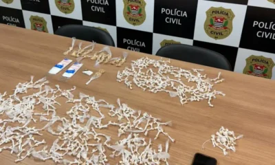 tráfico de drogas na tarde desta sexta-feira (17), em Piracicaba. A ação foi rea