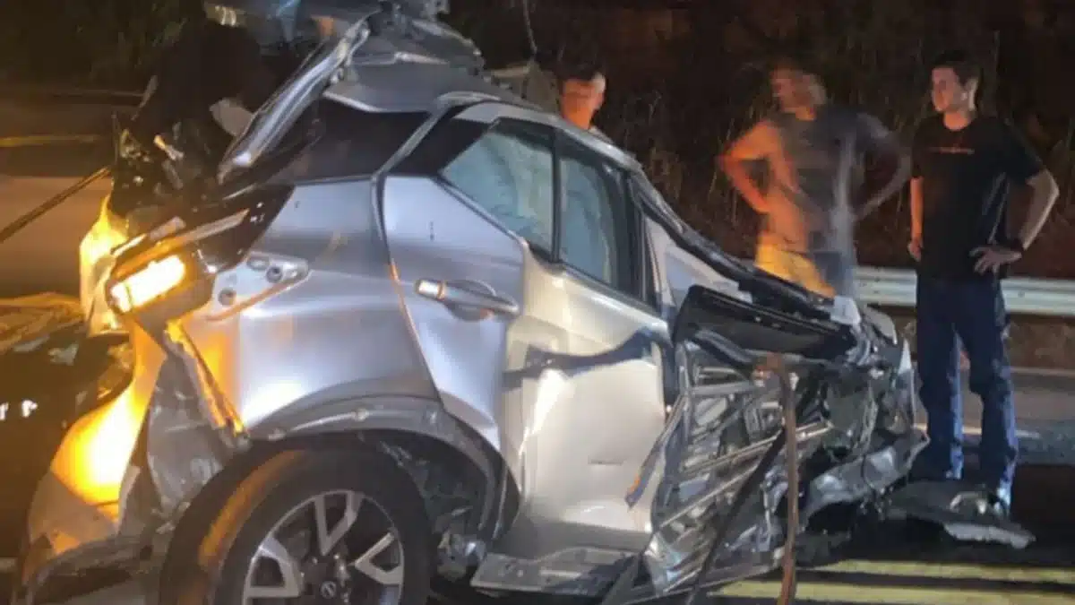 volta das 18h30, no km 182. A pista no sentido Piracicaba precisou ser interdita